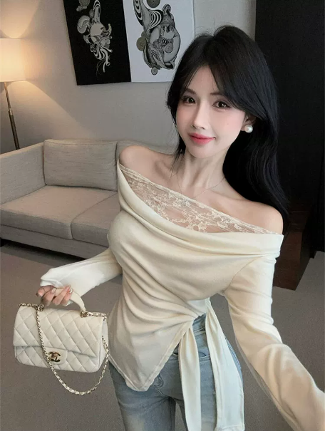 Lace Off-Shoulder Ruched Top